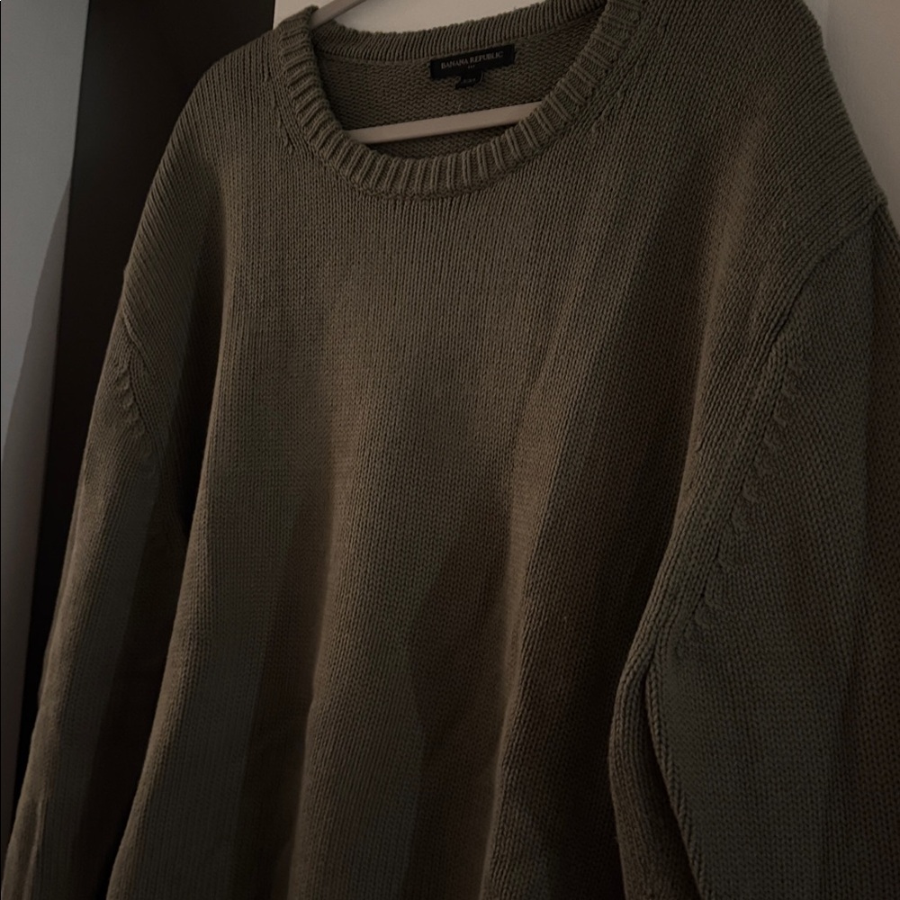 Banana Republic Khaki Women's Crew Neck Sweater - Picture 3 of 5